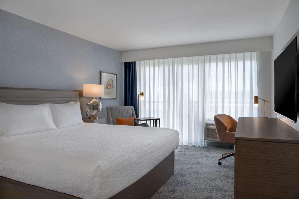 Hampton By Hilton Downtown * Winnipeg