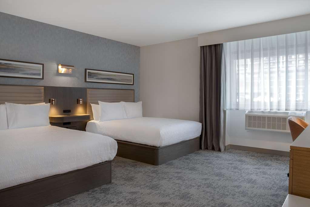 Hampton By Hilton Downtown Hotel Winnipeg
