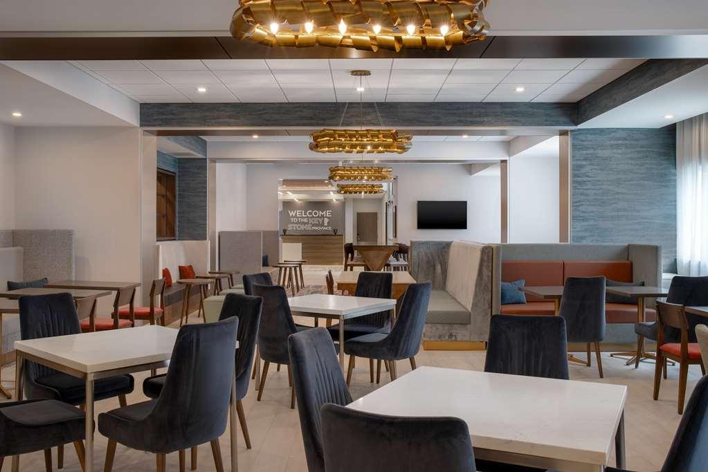 Hampton By Hilton Downtown Winnipeg